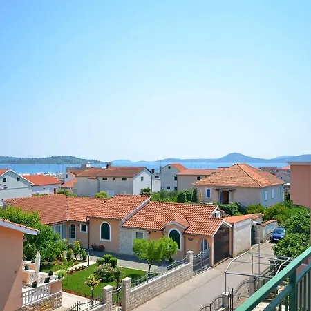 Apartment And Zinka