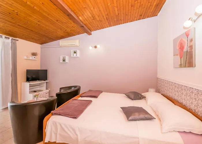 And Zinka アパート *