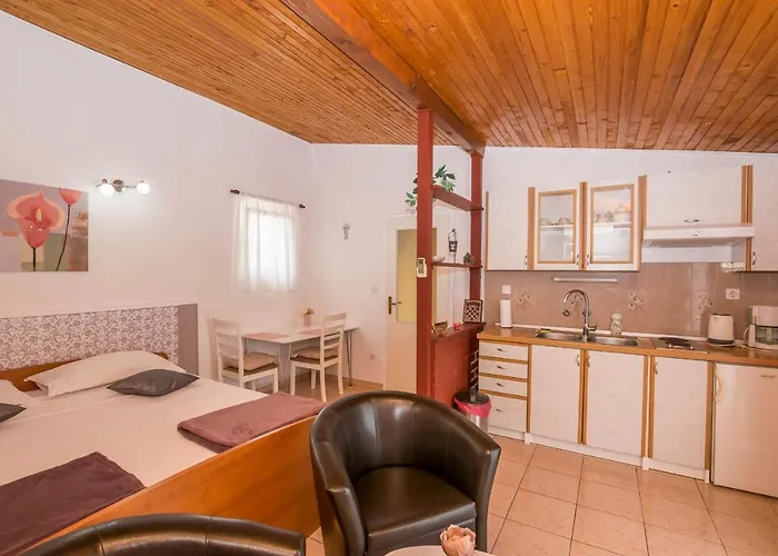 アパート And Zinka